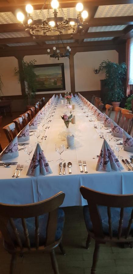Hotel-Restaurant Wilhelmsbad Seesen Exteriör bild
